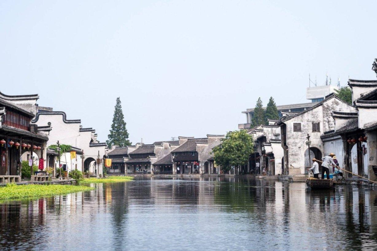 《非你莫属》人工智能行业专场 “拥抱”它、“使用”它
